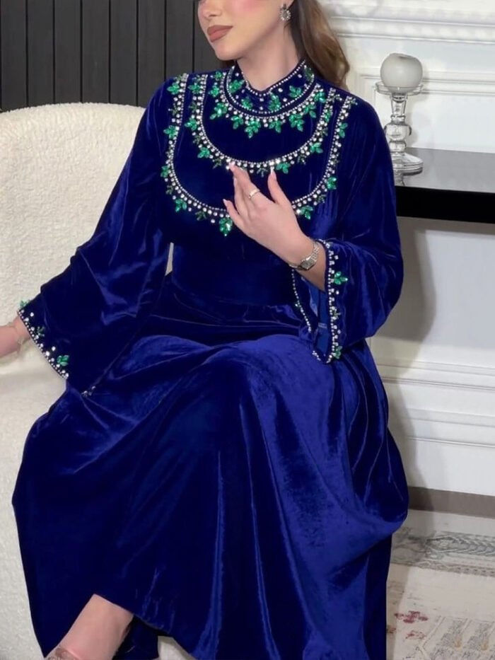 closed abaya