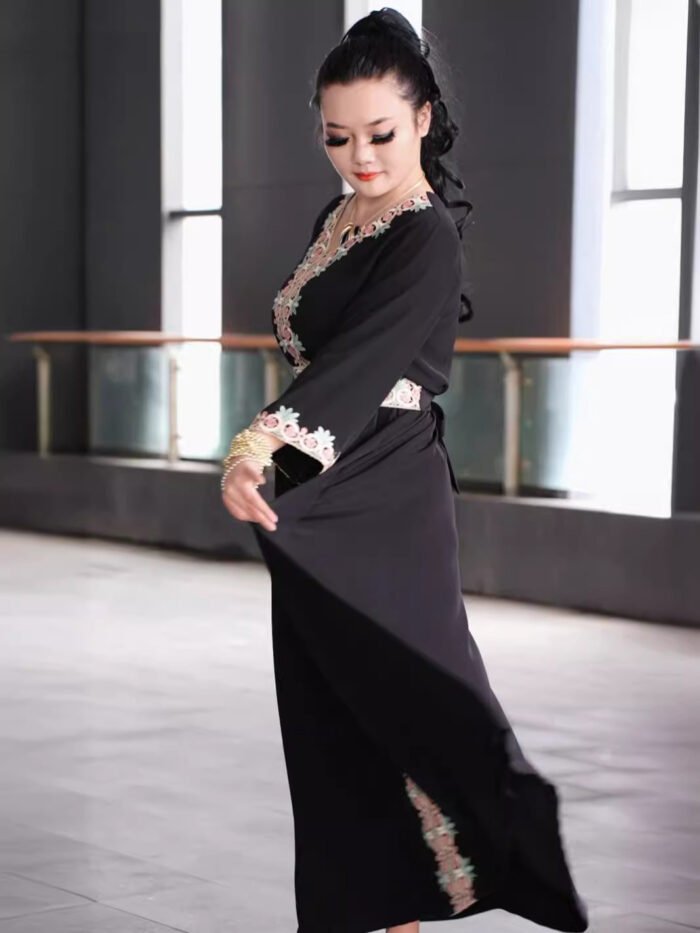 Alternative view of abayas for girls
