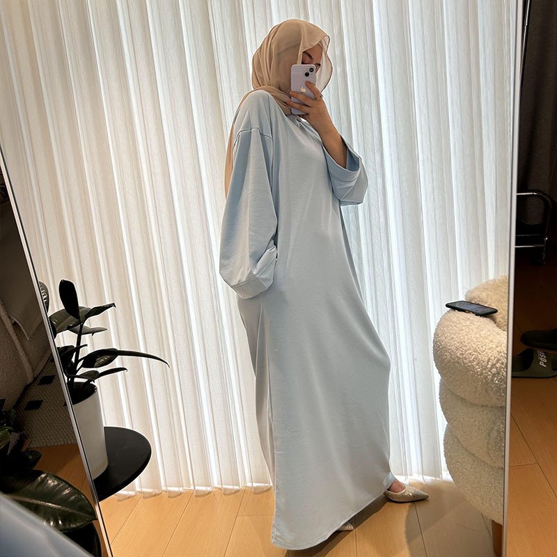 Abayas for Eid – Celebrate in Style with Graceful Elegance 4 Abayas for Eid – Celebrate in Style with Graceful Elegance - Image 4