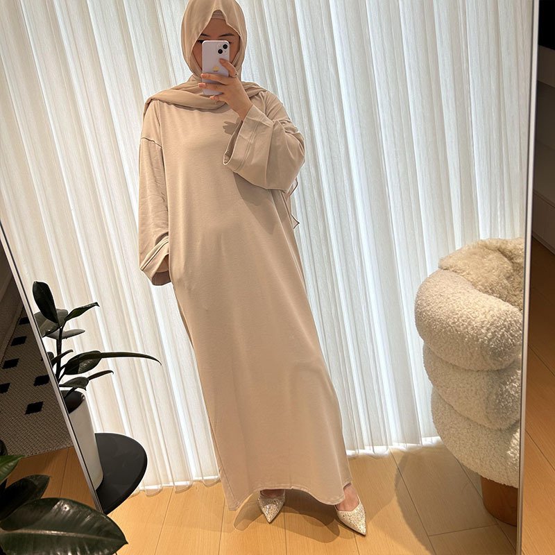 Abayas for Eid – Celebrate in Style with Graceful Elegance 5 Abayas for Eid – Celebrate in Style with Graceful Elegance - Image 5