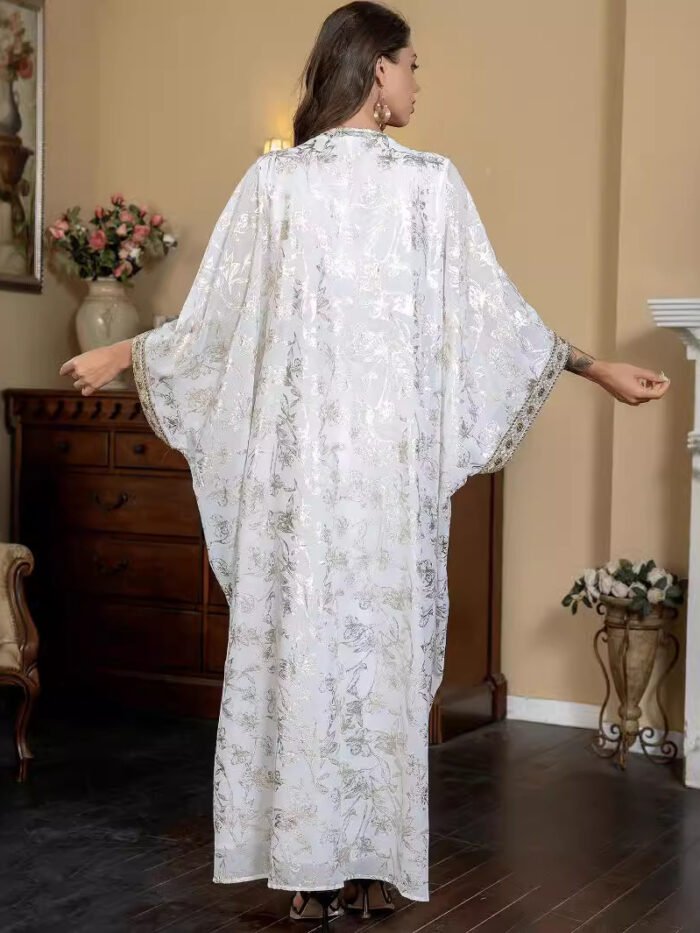 Alternative view of online abaya stores