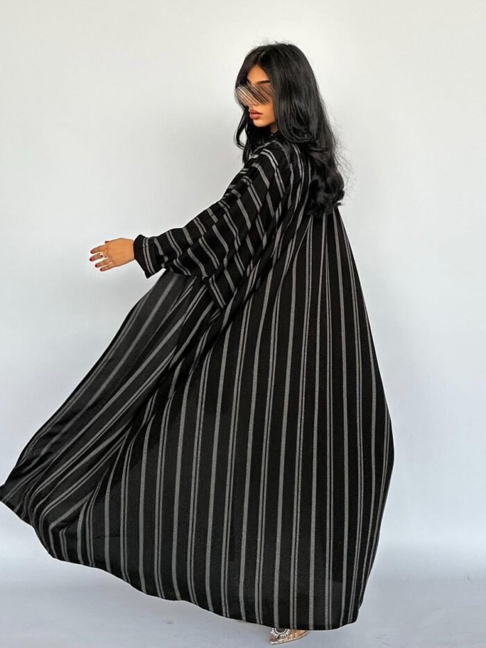 Alternative view of Chic Open Style Abaya – Effortless Elegance & Modesty