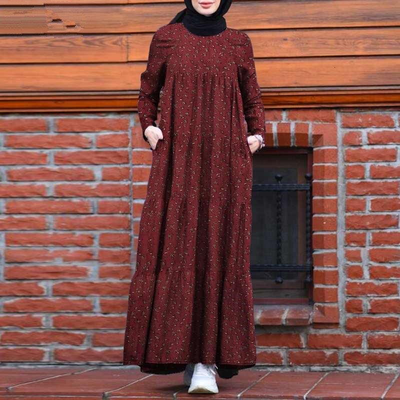 10 Stylish Abaya Designs You Can Buy Online This Season(abaya clothing online) 3 a woman in a long dress,abaya clothing online