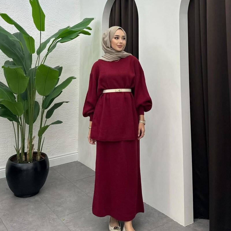 10 Stylish Abaya Designs You Can Buy Online This Season(abaya clothing online) 9 a woman in a red dress, skirts for women,abaya clothing online