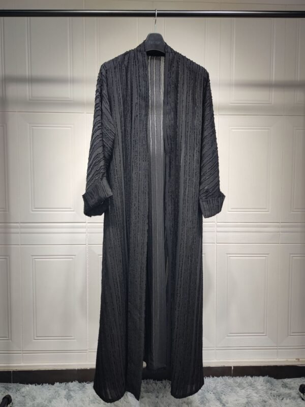 How Much is an Abaya Dress? A Comprehensive Guide 2 How Much is an Abaya Dress? A Comprehensive Guide