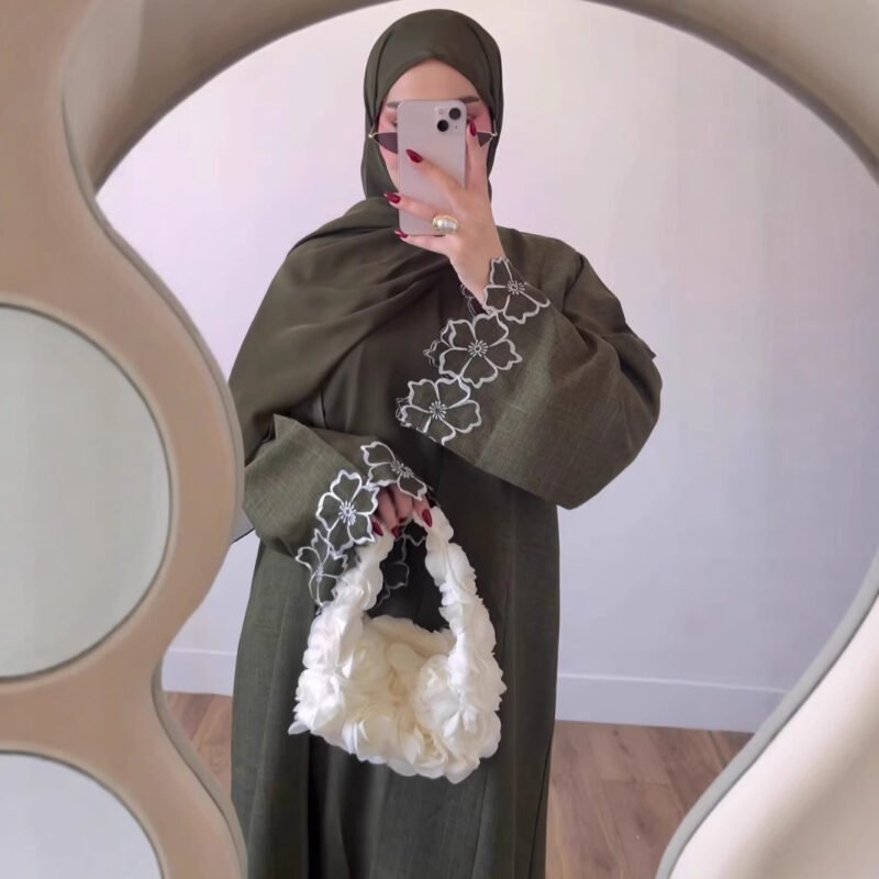 Elegant and Modest: Exploring the Beauty of Woman Muslim Dress , Styles 4 Woman Muslim Dress