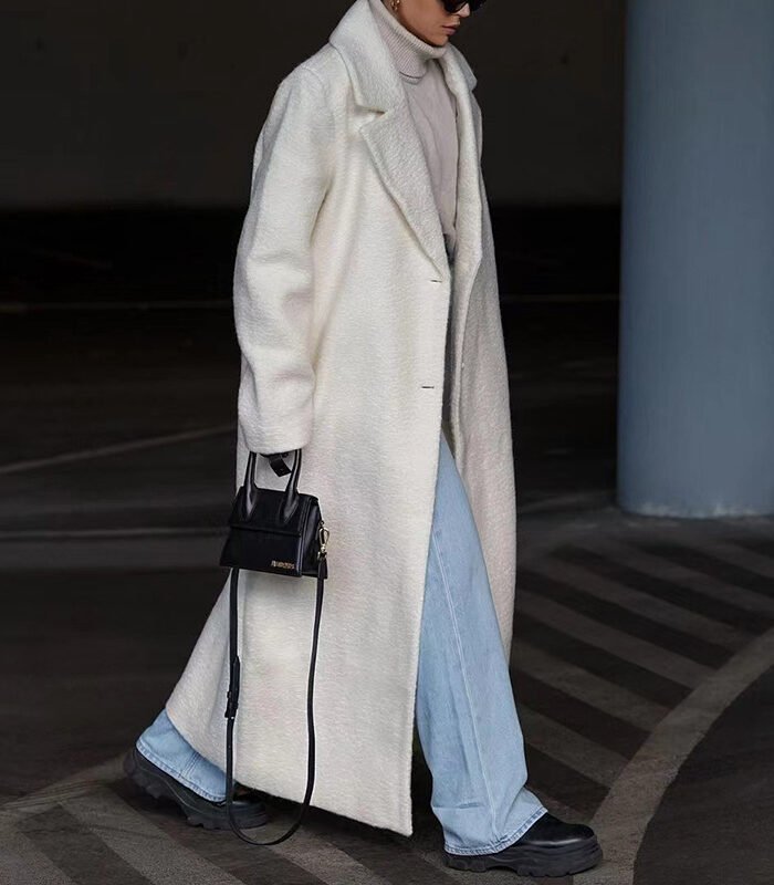 Alternative view of Luxurious womens winter coat – Stay Warm