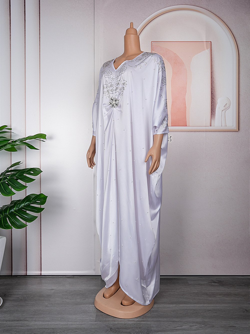 Exquisite Nigerian Dresses – Beaded Chiffon Elegance with Brooch Detail 8 Exquisite Nigerian Dresses – Beaded Chiffon Elegance with Brooch Detail - Image 8