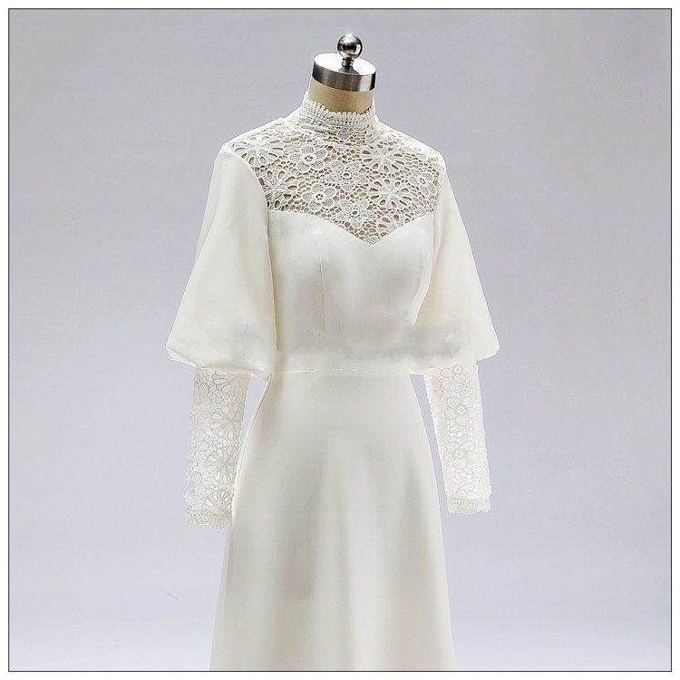 Timeless Wedding Dresses Online – Vintage Satin Lace with Elegant A-Line Fit 2 Timeless Wedding Dresses Online – Vintage Satin Lace with Elegant A-Line Fit - Image 2