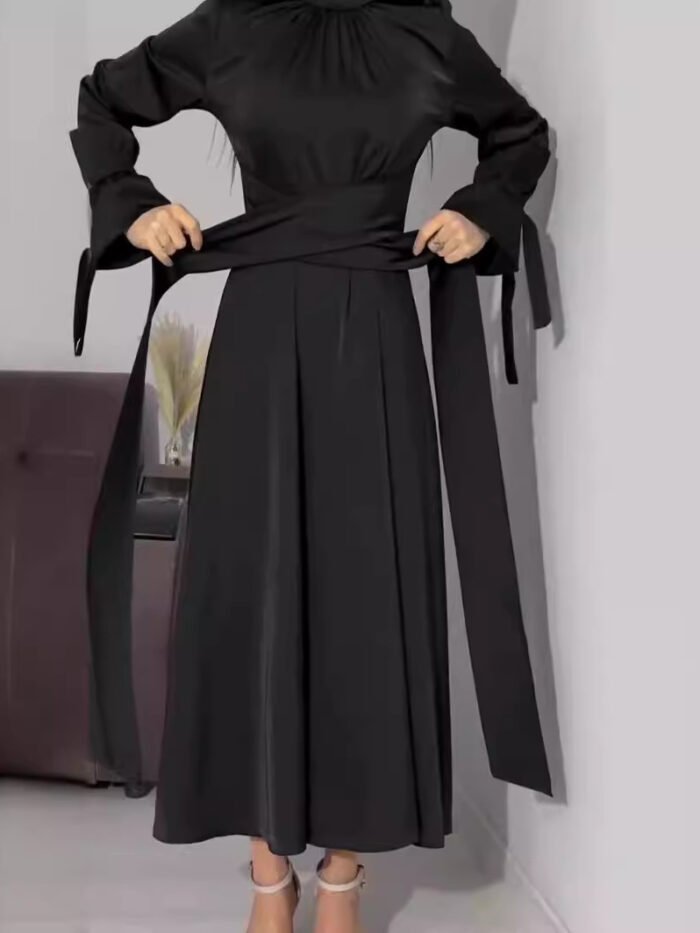 Alternative view of Glamorous Evening Dresses for Women – A-Line Elegance with Shoulder Strap Detail