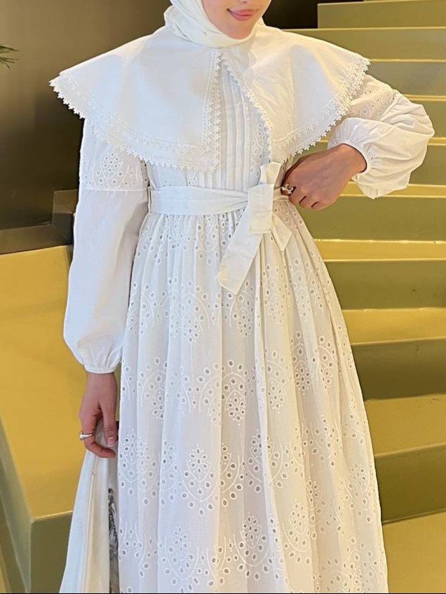 a woman in a white dress, Turkish Dresses UK