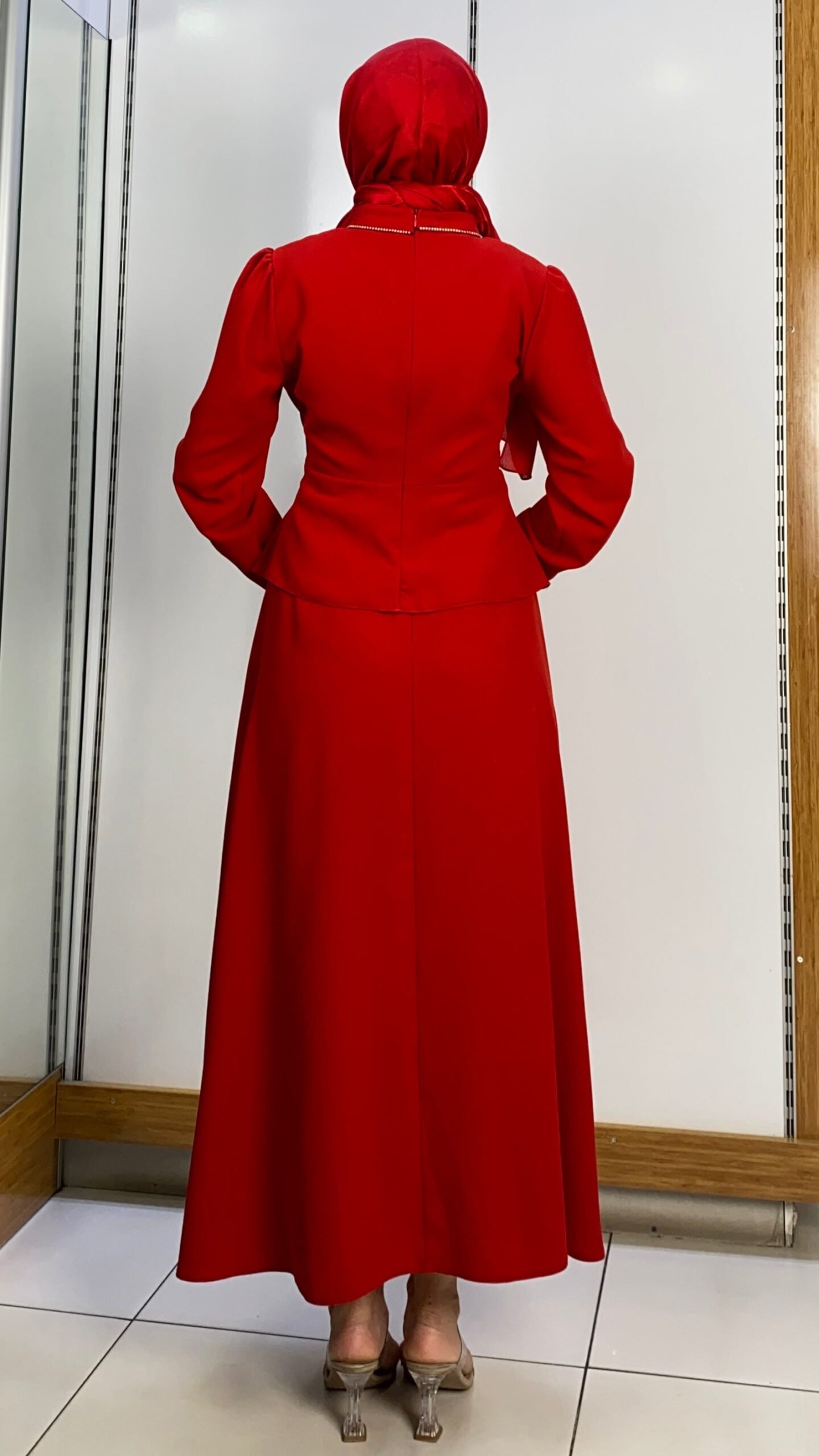 Stunning Skirt Suit Black – Pearl Neck Skirt Suit in Crepe (Red/Navy/Beige) 2 Stunning Skirt Suit Black – Pearl Neck Skirt Suit in Crepe (Red/Navy/Beige) - Image 2