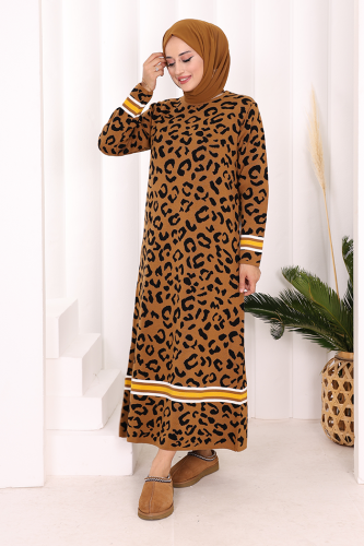 Alternative view of Stripe Detailed Leopard Patterned Knit Dress 18200 Tan-Black
