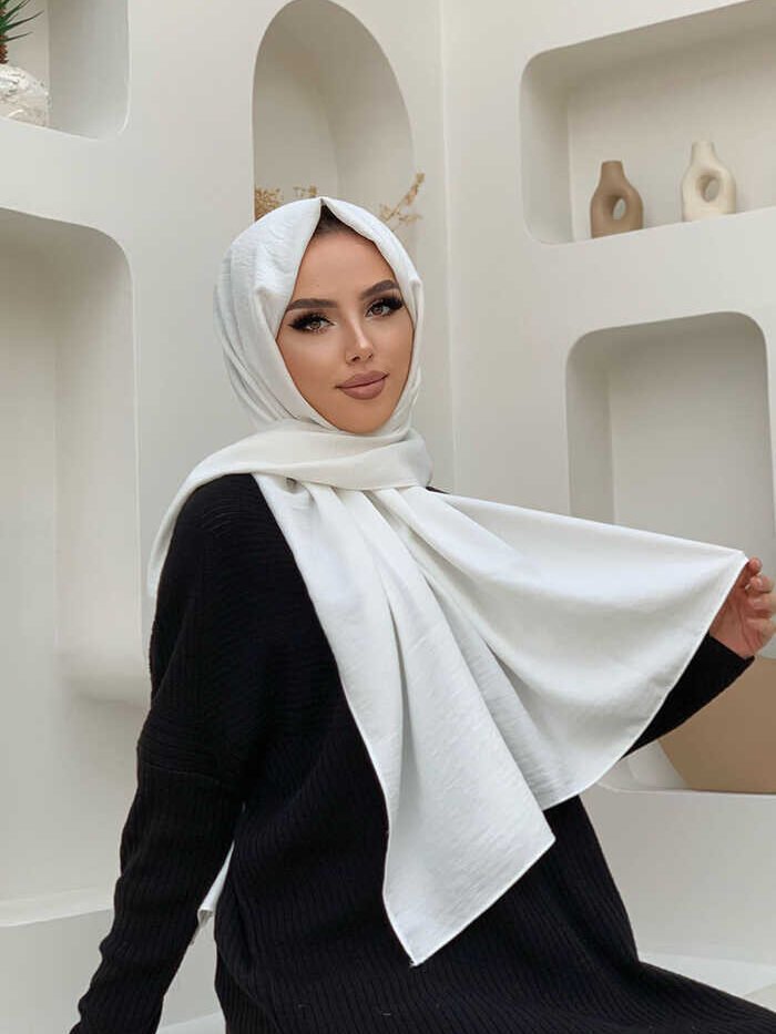 2052 Shawl Ecru