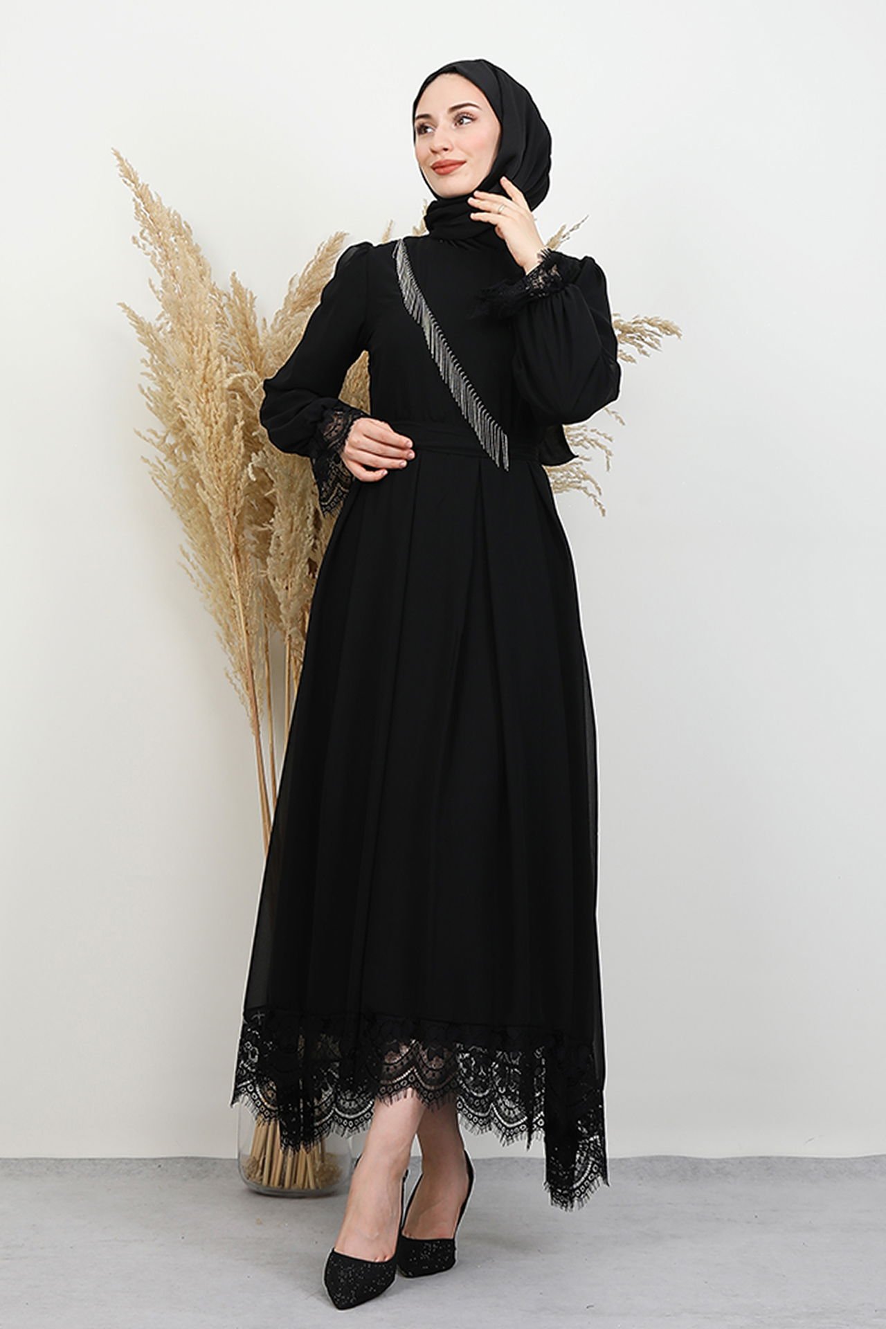 Detail Dress Black